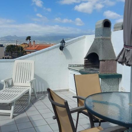 Private Apartment With Roof Terrace Arona  Ngoại thất bức ảnh