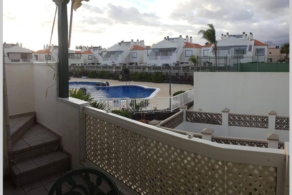 Private Apartment With Roof Terrace Arona  Ngoại thất bức ảnh
